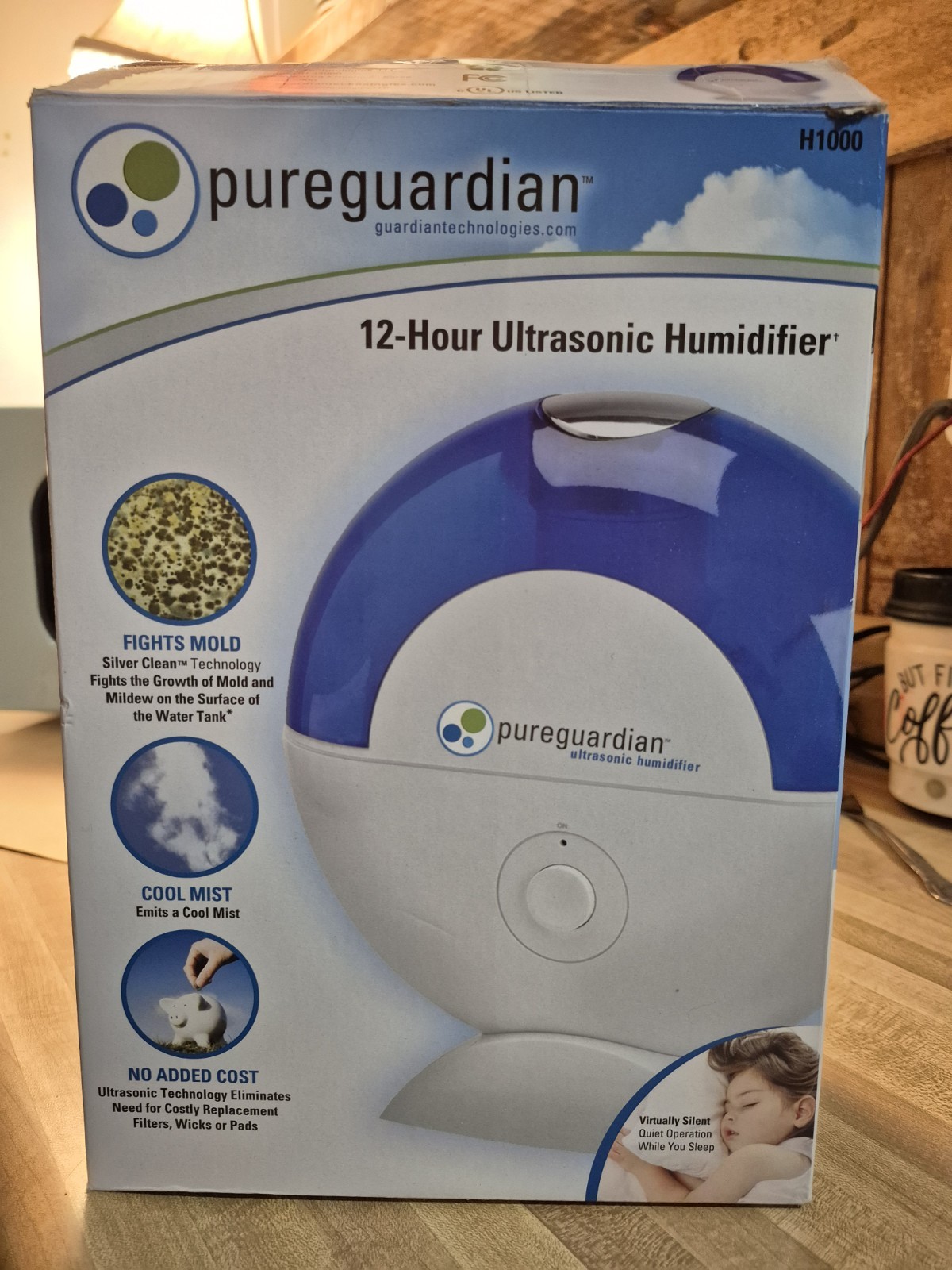 Blue/white Fights Mold