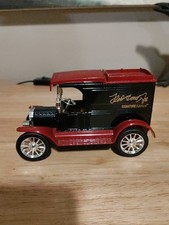 Ertl Signature Series - Ford 1913 Model T Van Bank - Ertl Founder Signature