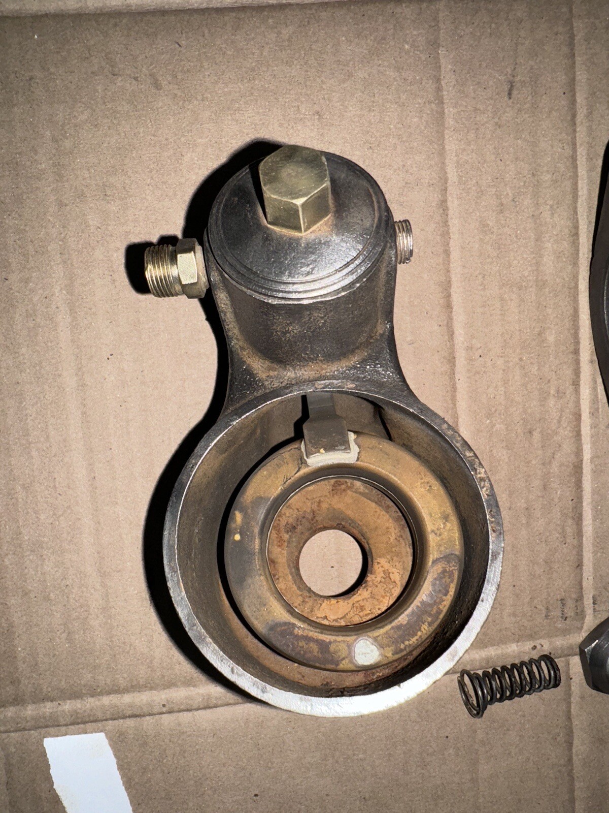 JOHN DEERE LATE STYLED B DLTX 67 GAS CARB CARBURETOR 4752 B BW BN