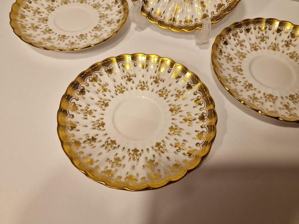 Spode England Fleur de Lys Gold 4 Piece, Gold (Plate) SAUCER
