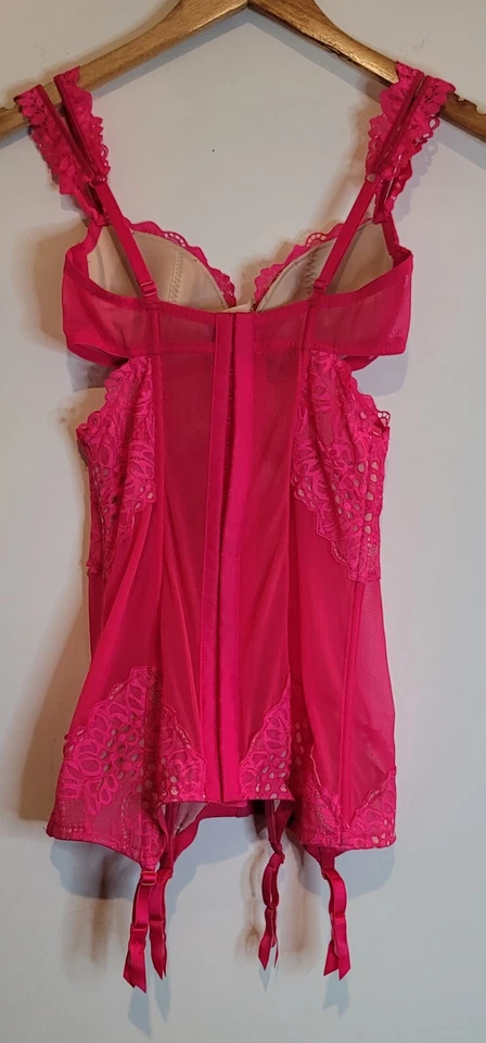 VICTORIA'S SECRET MUY SEXY ROSA ENCAJE CORSÉ BUSTIER SUJETADOR LIGA SLIP NUEVO CON ETIQUETAS 34B Foto 2 de 4