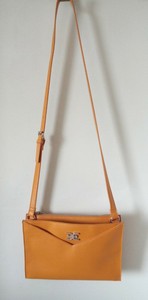 adley shoulder bolsa