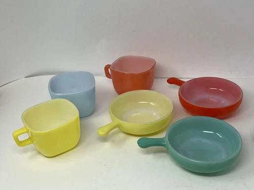3 Glasbake Milk Glass Vintage Soup Chili Bowl Handle + Mugs Yellow Blue REd