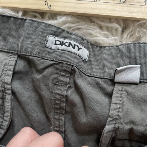 Vintage DKNY Shorts Mens 36 (Fits 38) Green Cargo Y2K Skate Military Rave 90's - Picture 3 of 9