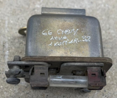 CHEVROLET NOVA STANDAR MOTOR LR-32 LIGHT RELAY 1966 66 OEM