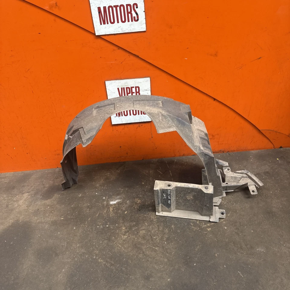 Revestimiento arco rueda interior peugeot 107 c1 pasajeros lado cercano delantero 538760h020 05-14 Foto 2 de 4