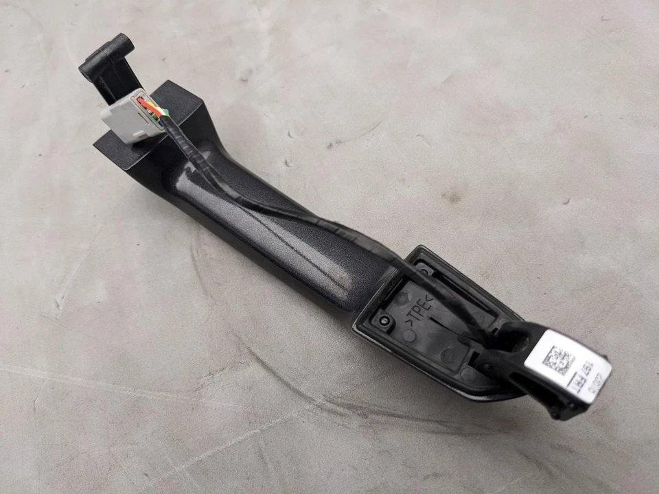 Manija de puerta exterior LED 121V/GXG delantera derecha o derecha OE 2015-22 Cadillac CT4 CT6 XT5 Foto 4 de 4