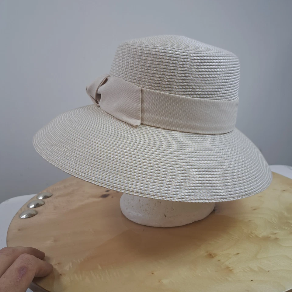 Eric Javits Mujer Blanco Ala Ancha Embalable Informal Sombrero para el Sol con Banda de Cinta Foto 3 de 4