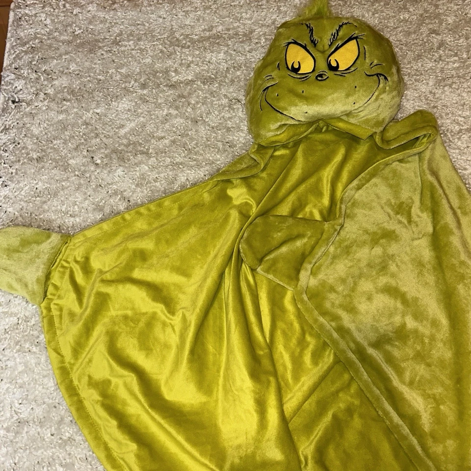 The Grinch Hooded Blanket Green, 30" X 50" - Image 4 of 4