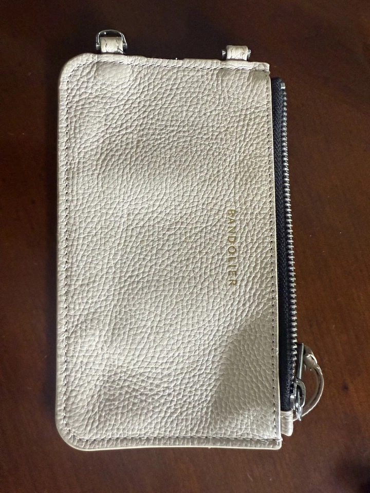 Bandolera Bandolera de guijarros con correa para iPhone 10/10x beige rubor Foto 3 de 4