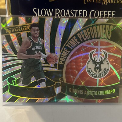 2023-24 Panini Revolution - Prime Time Performers #4 Giannis Antetokounmpo
