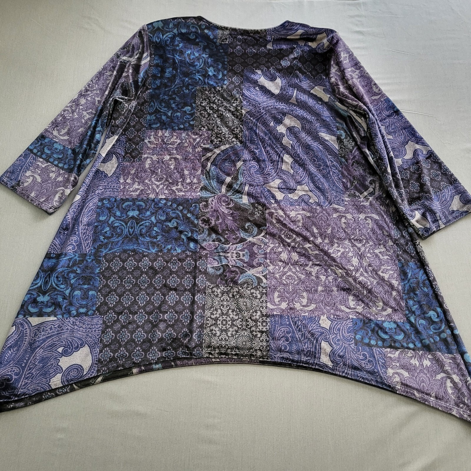 Chicos Patchwork Paisley Sharkbite Tunic Top Blue… - image 13