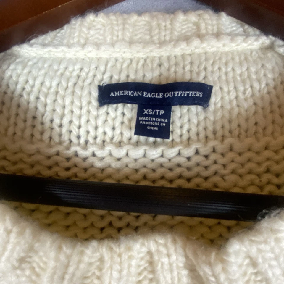 Свитер женский American Eagle XS кремовый кабель вязаный коренастый полиэстер большого размера - Изображение 3 из 4