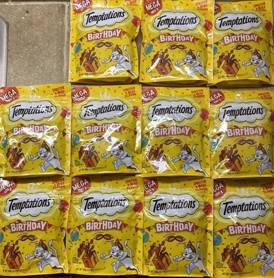 11 BAGS Temptations Mega BIRTHDAY Cat Treats Lobster & Beef Flavor 6.3oz