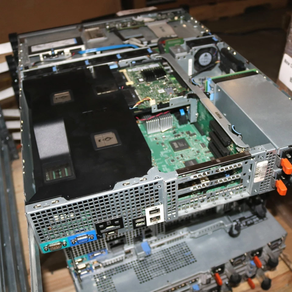 Dell PowerEdge R510 E12S/E13S 2× Xeon E5620 2.4GHz 2× 502W PSU (Bare Chassis) - Image 4 of 4