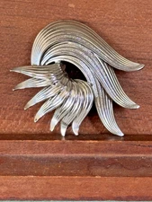 Vintage Several Swishes Pin Brooch Silver Tone 2" x 2"