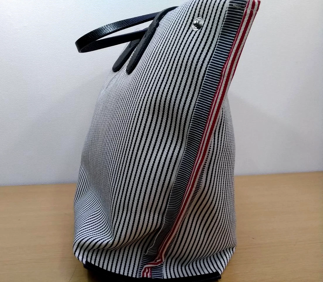 Borsa tote Longchamp Roseau Essential a righe bianca nera rossa tela L autentica