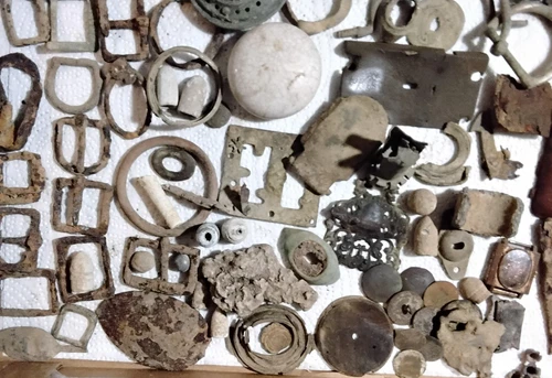 100+ Civil War Relics dug in Central buy for $42.00 + $20.00 shipping