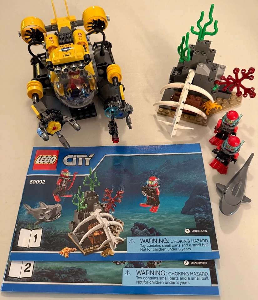 LEGO CITY DEEP SEA SUBMARINE 60092 274 pcs RETIRED SET FREE Shipping - Image 2 of 4