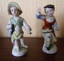 SCHEIBE ALSBACH A.W.Fr KISTER TWO FIGURINE GERMAN PORCELAIN THURINGEN SAXE