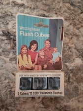 Vintage Westinghouse Flash Cubes 3 Cube/12 Color Balanced Flashes - NEW