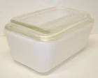 Vintage Pyrex True Opal White Unmarked 502 Refrigerator Dish with Lid BEAUTIFUL!