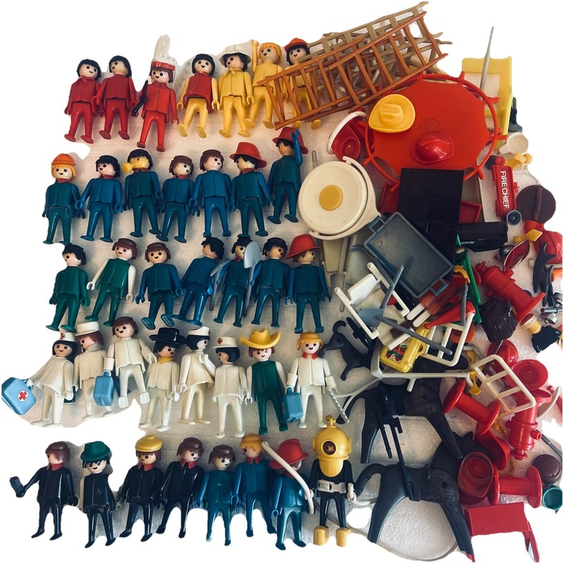 VTG Playmobil 37 figures lot 70's - 90's with Accessories Diver Horses
