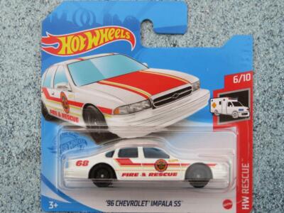 Hot wheels 2021 #227/250 1996 CHEVROLET IMPALA SS white @N