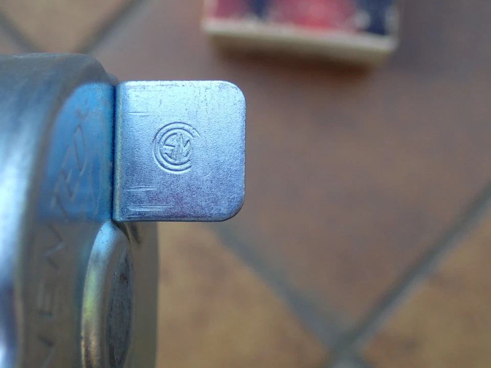 Ford Mustang 1970, Cougar, tapa de gasolina Torino con EV/EM, ¡NUEVO! D0AZ-9030-A Shelby XR7 Foto 4 de 4