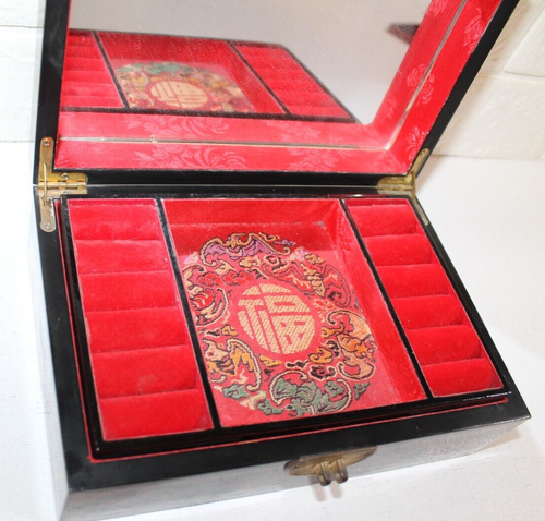 Elegant Asian Gloss Black & Red Lacquered Jewellery Ring Box Velvet Inner Shelf - Picture 10 of 17