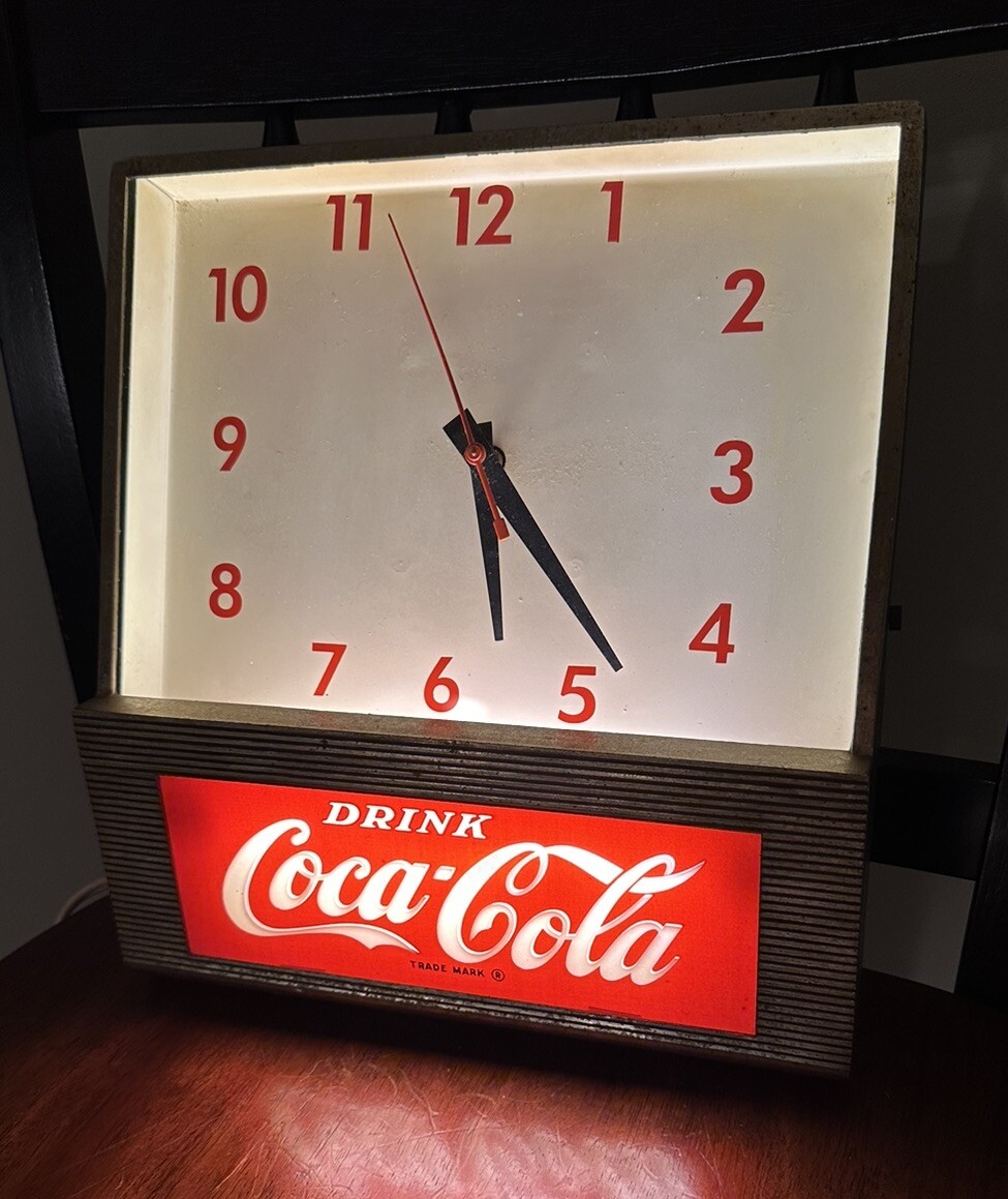 Coca-Cola 時計 Amazon.com: Coca-Cola Evergreen Neon Clock : Home & Kitchen