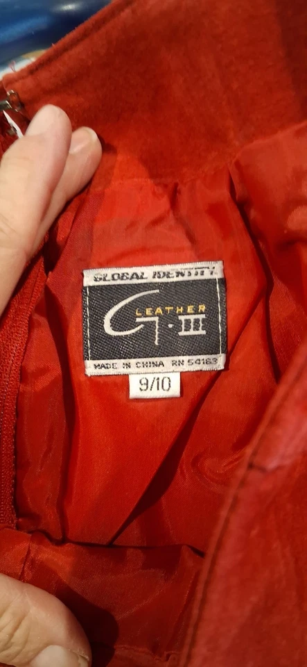 Falda Global Identity Vintage 100% Cuero Gamuza Roja, Talla 9/10 Foto 4 de 4