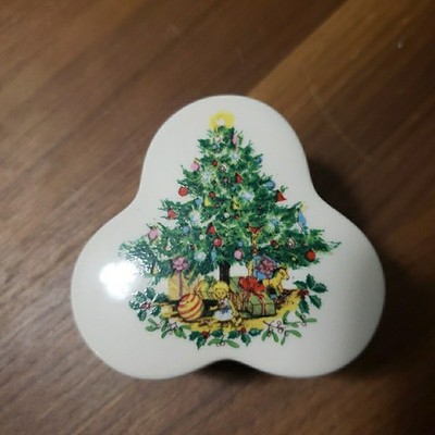 Palissy Royal Worcester Spode Christmas Tree 2  Trinket Box