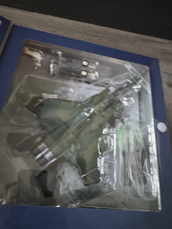 Hobby Master 1/72 F-15E Strike Eagle SAF, #71-0291 Prototipo, 1980 HA4597 Foto 4 de 4