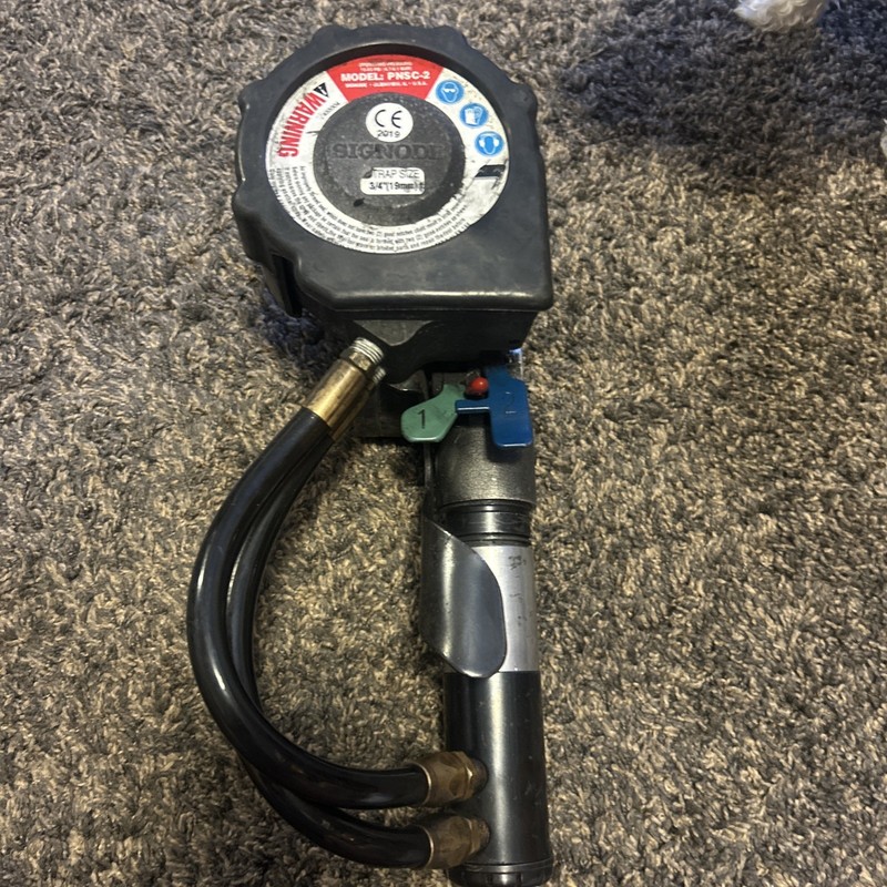 SIGNODE PNSC-2 PNEUMATIC COMBINATION STEEL STRAPPING TOOL  ¾"-STRAP SIZE