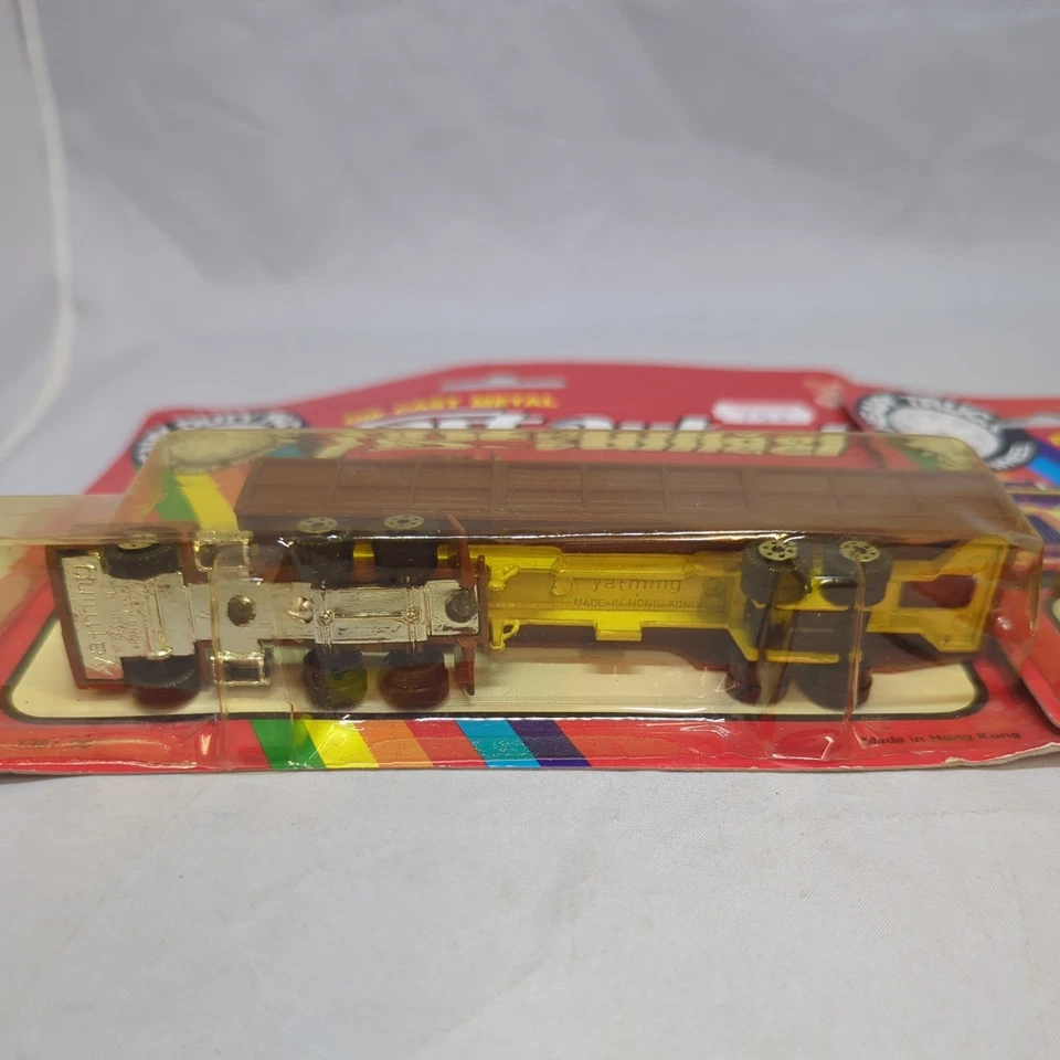 Juego de camiones articulados y camiones de basura vintage YATMING "HONG KONG " ruedas rápidas Foto 4 de 4