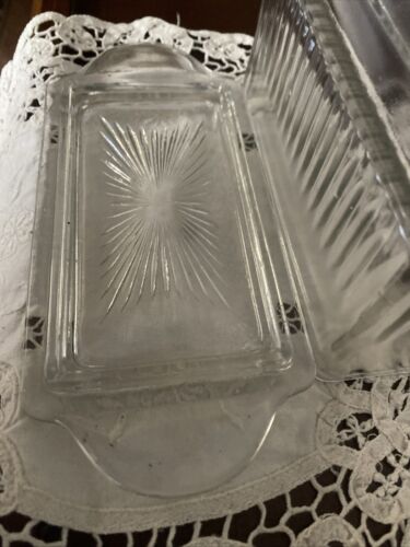 Vintage Art Deco Clear Glass French Buerre Butter Dish with Lid - Picture 5 of 8