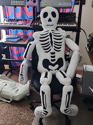 Mr Bones Halloween Faux Fur Plush Sherpa Skeleton Large Body Pillow Jointed  5ft