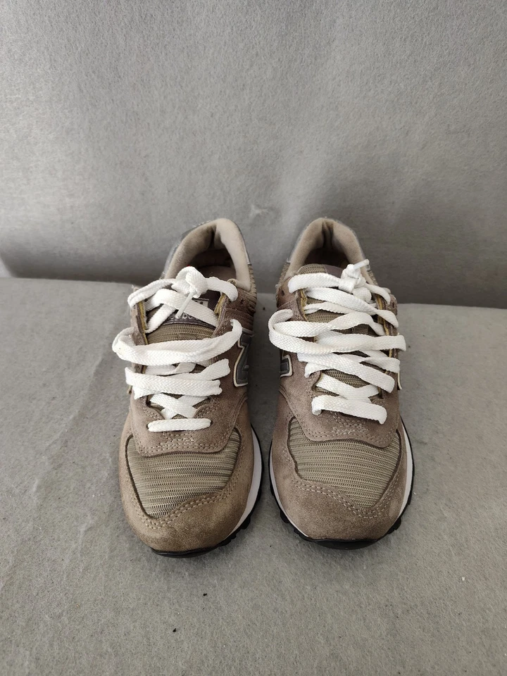 New Balance 574 Mujer Tenis 5.5 Beige Gamuza Malla Clásico Con Cordones Zapato Activo Foto 2 de 4
