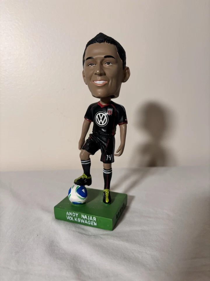 Bobblehead de fútbol Andy Najar DC United MLS edición limitada Foto 2 de 4