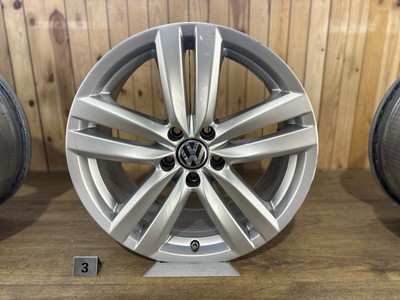 1x Original Alufelge Kansas VW Passat 3C B7 3AA601025H Felge 8Jx18 ET44