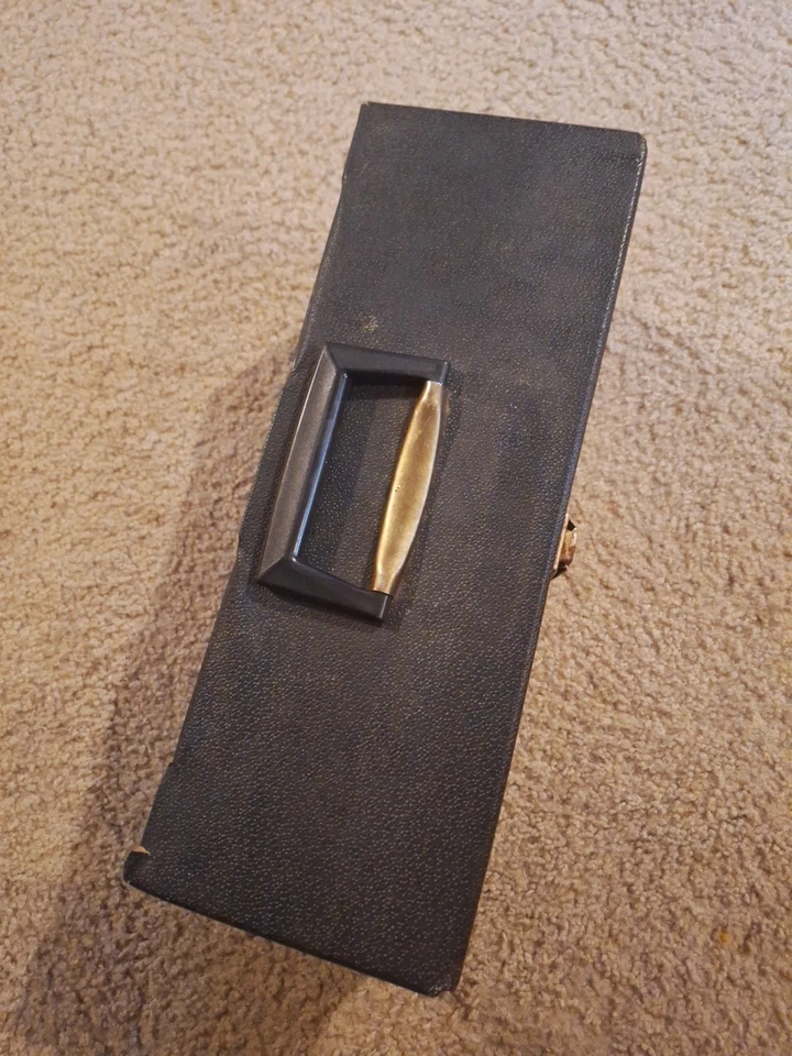 Vintage Nintendo NES Game Storage Case 16 Cartridge Holder Carry Box Official - Image 2 of 4