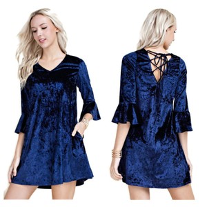 velvet dress with pockets