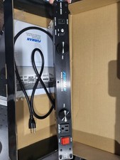 FURMAN MERIT SERIES M-8L 15AMP 8-OUTLET POWER CONDITIONER