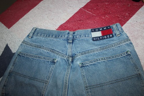 TOMMY HILFIGER CARPENTER Vintage Denim Shorts SZ 30 LOGO SKATER - Picture 2 of 4
