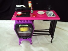 DOLL FURNITURE KITCHEN COMBINATION STOVE HARD PLASTIC WITH ACCESSORIES