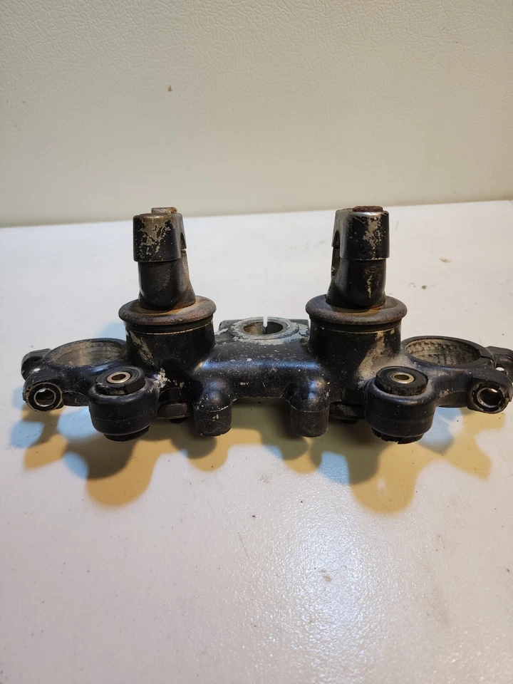 Yamaha XS750SE 1978 mango corona 2G2-23435-00-98 Foto 2 de 4