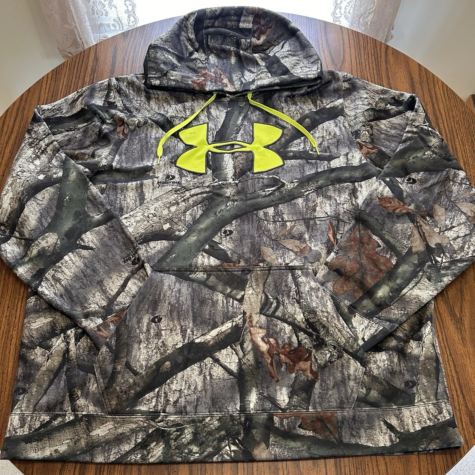 Under Armour Hoodie Mens 2XL Green Camo Scent Control Mossy Oak Hunting Fishing