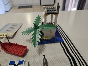 LEGO Pirates: Sabre Island 6265 Read Description 