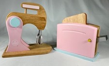 KidKraft Stand Mixer  Toaster Set Pink Natural Wood No Bowl 1 Piece Toast GUC